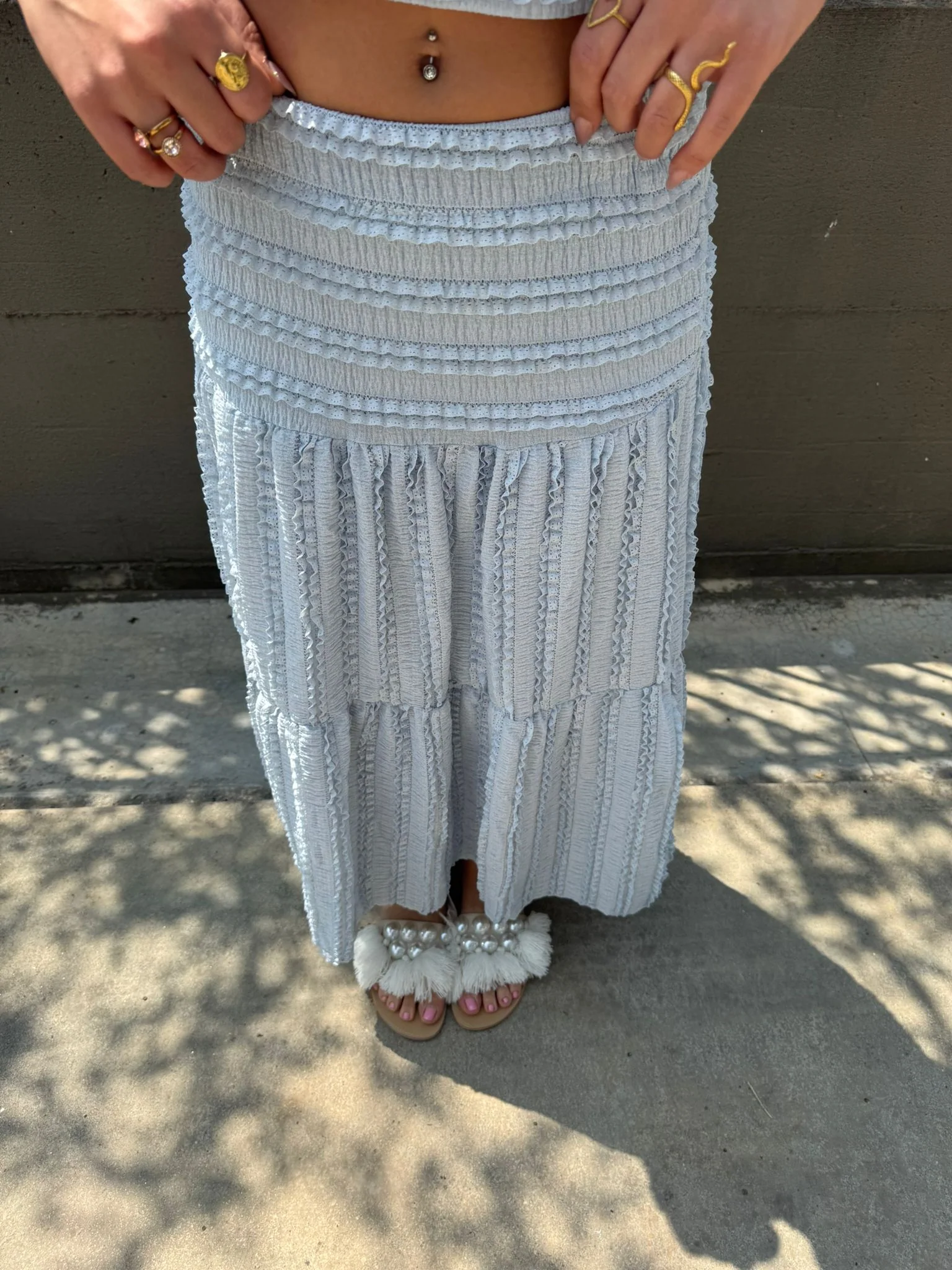 Coordinato 2 pezzi con trama particolare e rouches - immagine 7