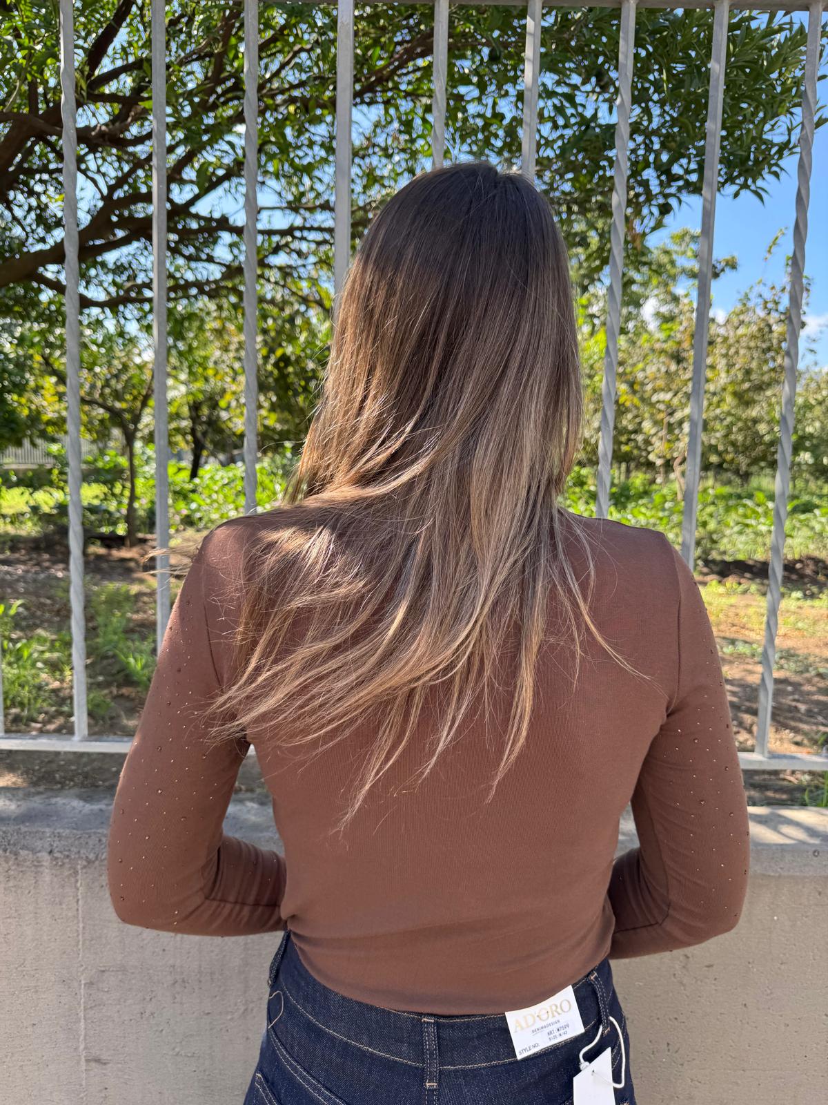 Maglia in cotone giro collo con swarovski - immagine 4