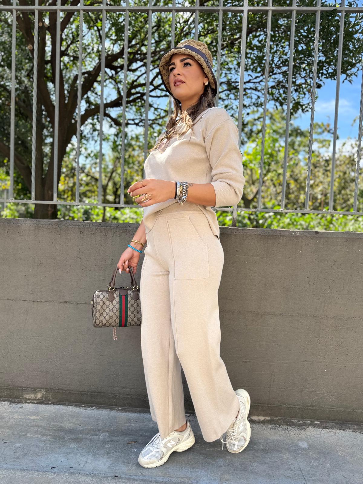 Coordinato 2 pezzi in lana rasata con pantalone palazzo - immagine 3