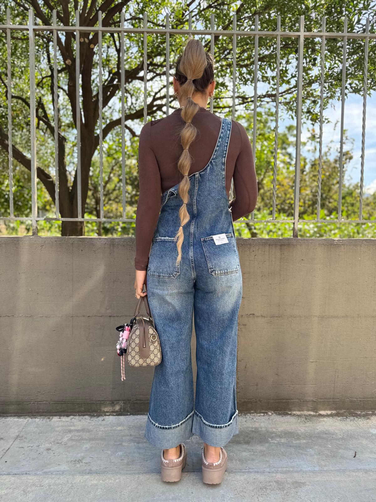 Salopette di jeans lavaggio slavato modello wide leg - immagine 7