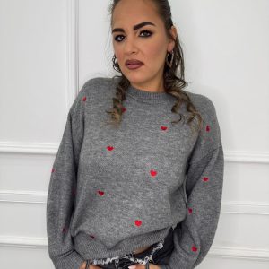Maglione con cuori ricamati