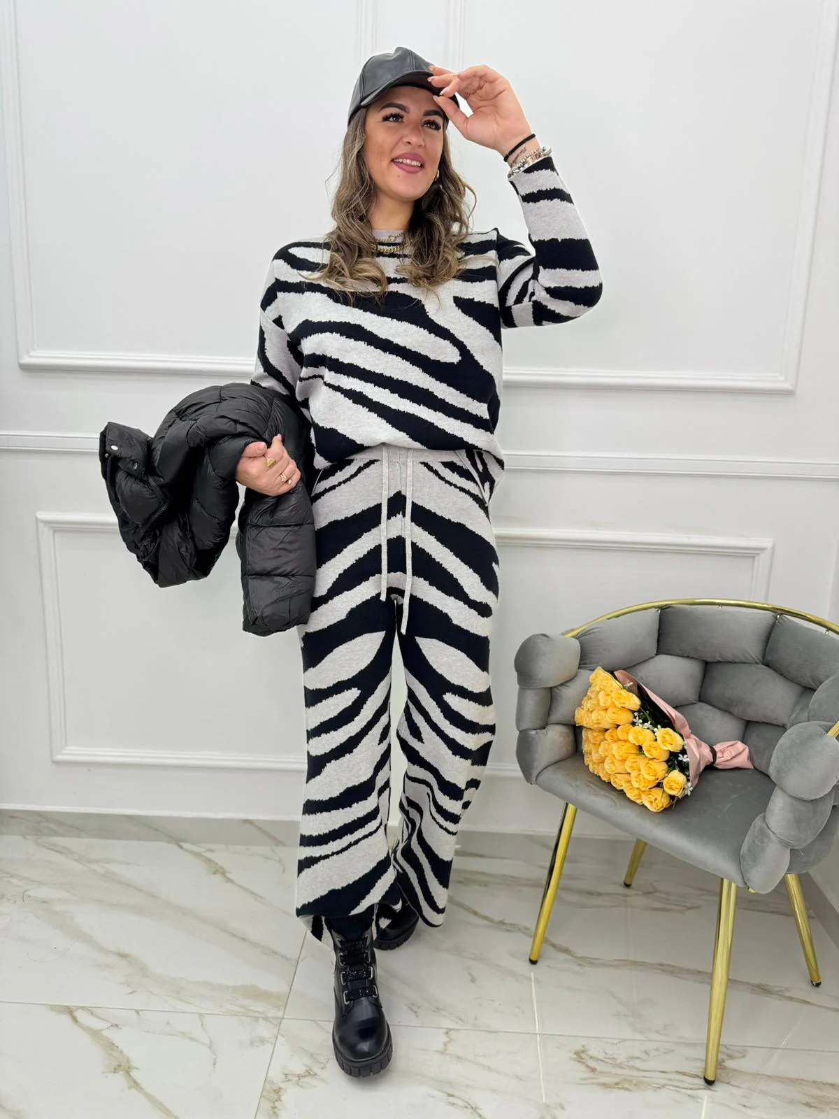 Coordinato 2 pezzi fantasia striata con pantalone palazzo - immagine 2