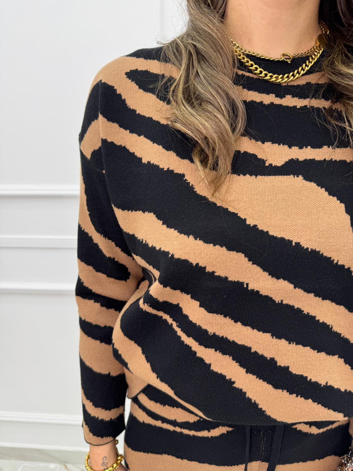 Coordinato 2 pezzi fantasia striata con pantalone palazzo - immagine 7