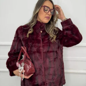 Pelliccia eco mezzo collo con maniche ampie