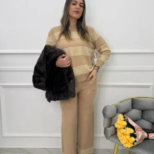 Coordinato 2 pezzi con dettagli paillettes