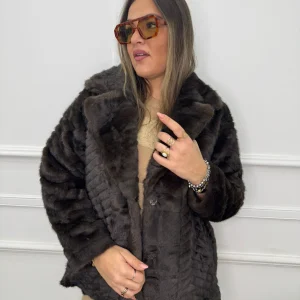 Pelliccia eco con colletto