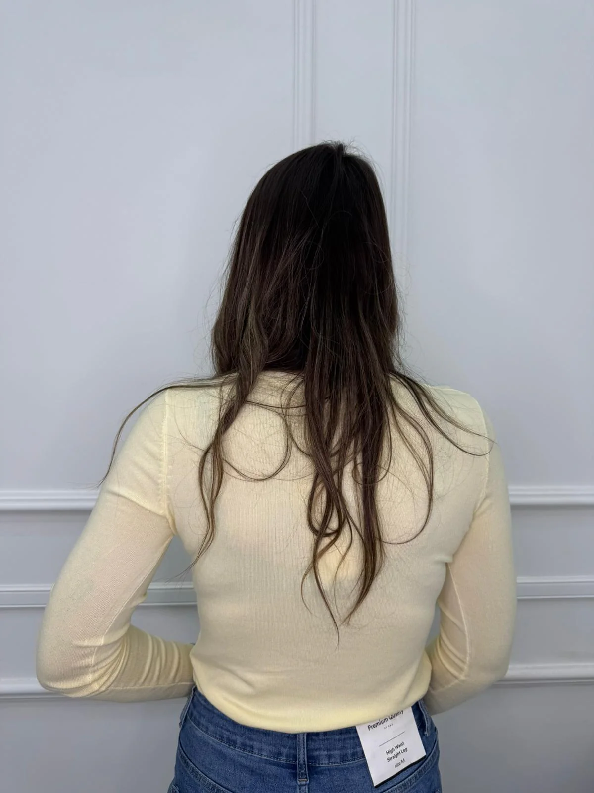 Cardigan in filo scollo a V tinta unita - immagine 4