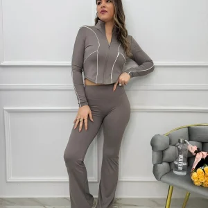 Coordinato tuta 2 pezzi in lycra con pantalone a zampa