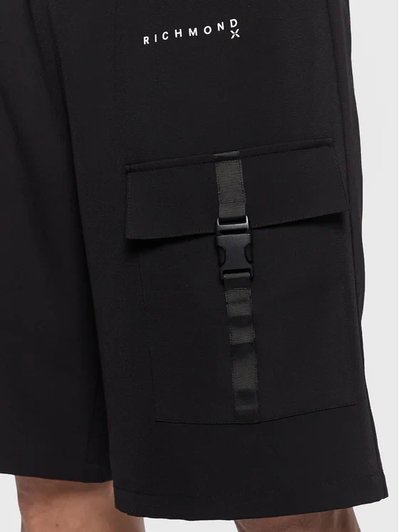 Bermuda JOHN RICHMOND con tasche nero - immagine 5