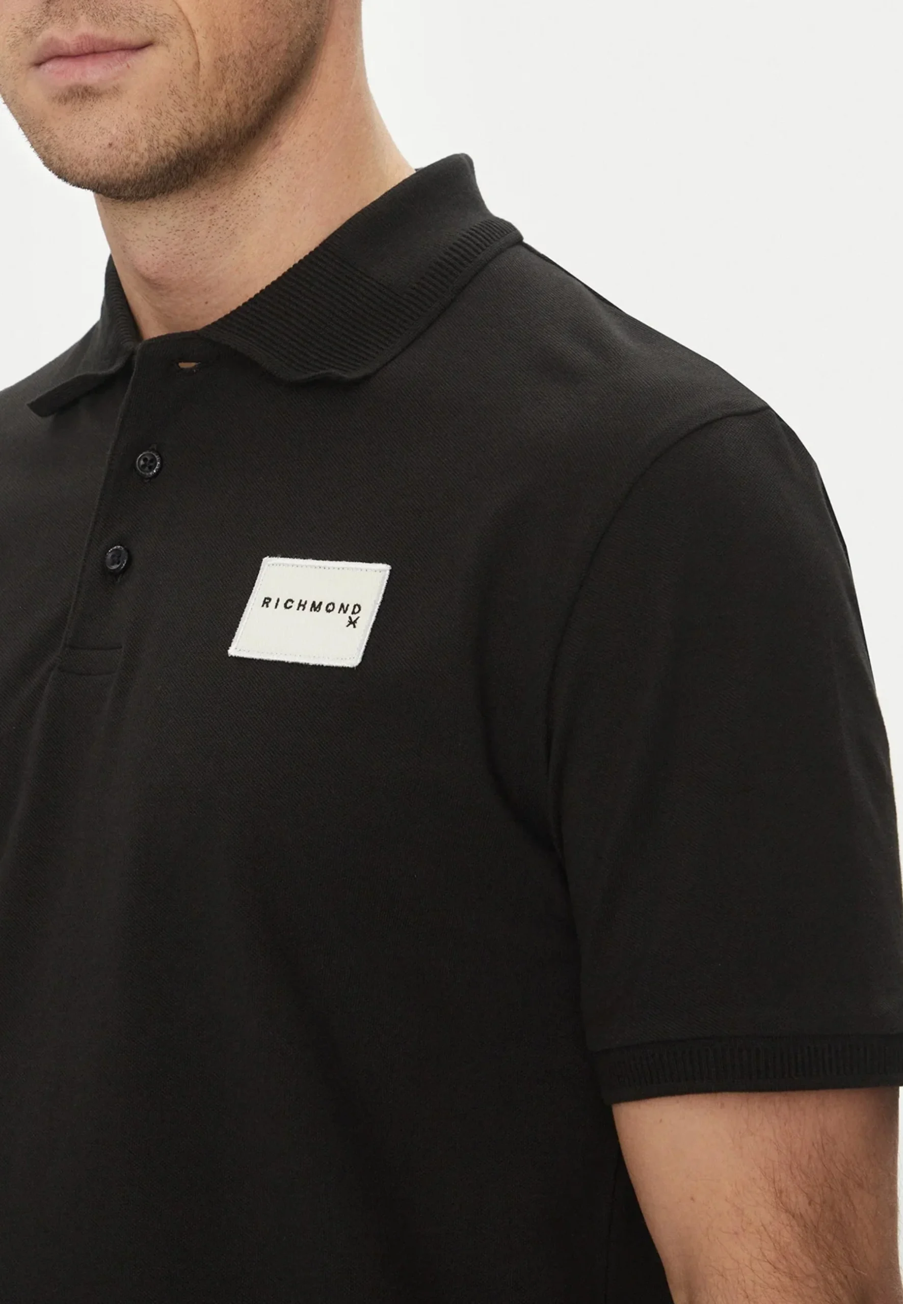 Maglia Polo JOHN RICHMOND X logo tessuto nera - immagine 4